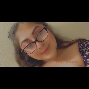 Meet your Posher, Lorena